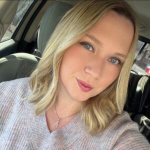 Photo of teacher Ashley Mills